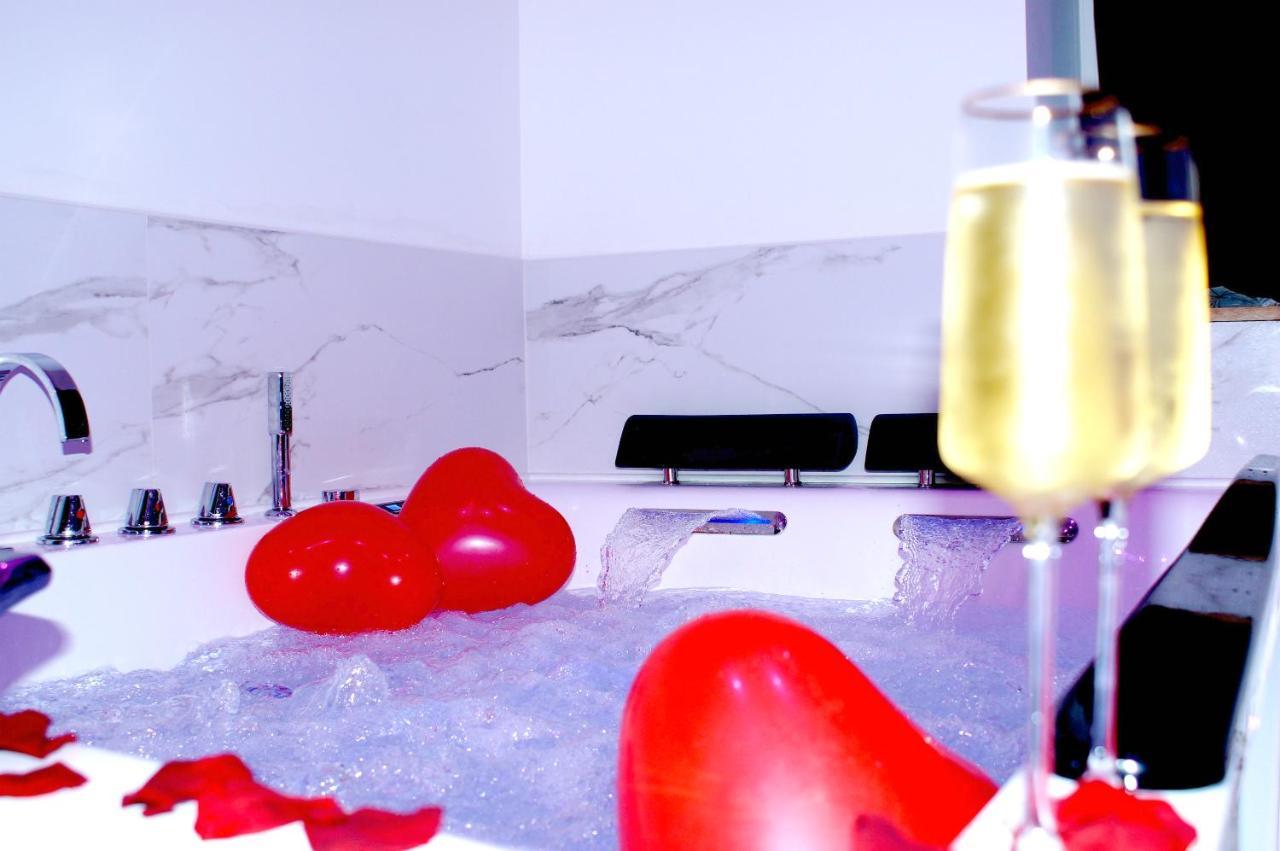 Le Vénus - Appartement SPA Privatif Balnéo Sauna Digione Esterno foto
